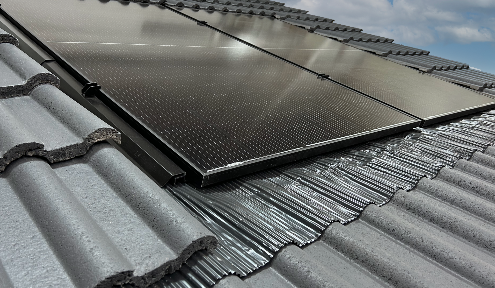 RussFast Solar roof-mounted panels